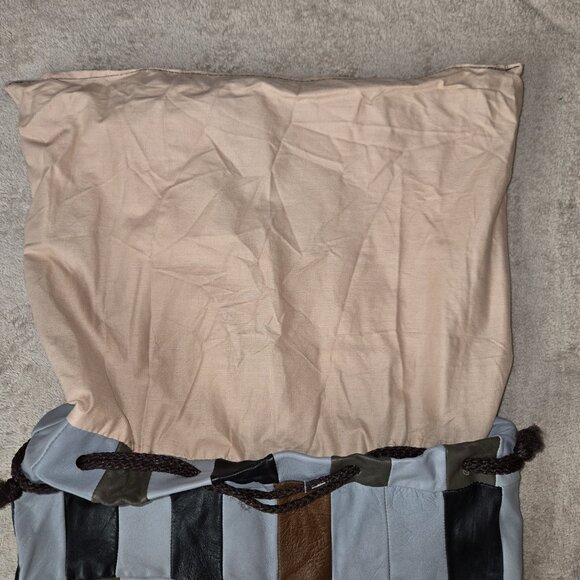 Vintage artisanal patchwork leather drawstring bag, made in Italy - Picture 9 of 9
